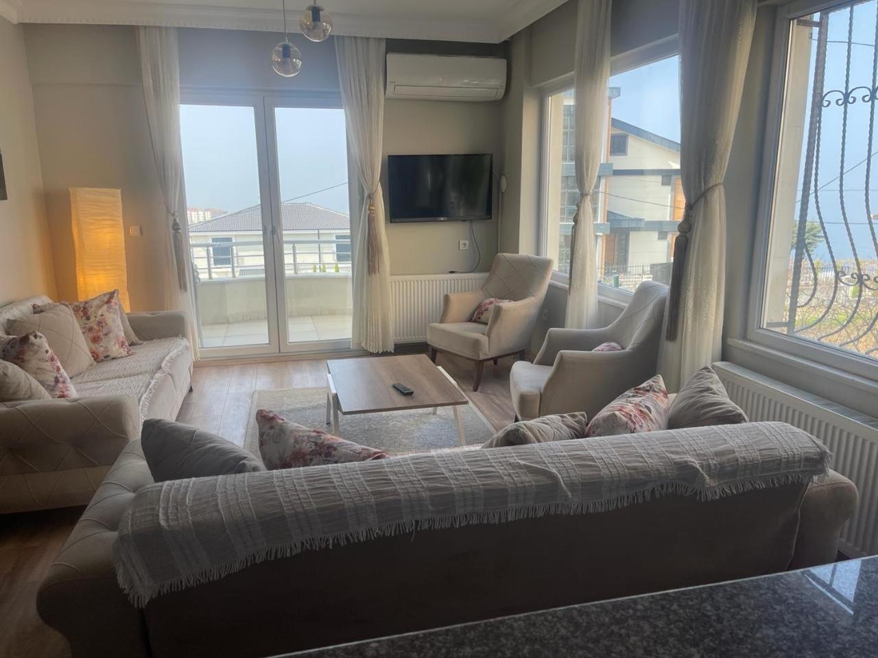 Yalova Apartments ภายนอก รูปภาพ