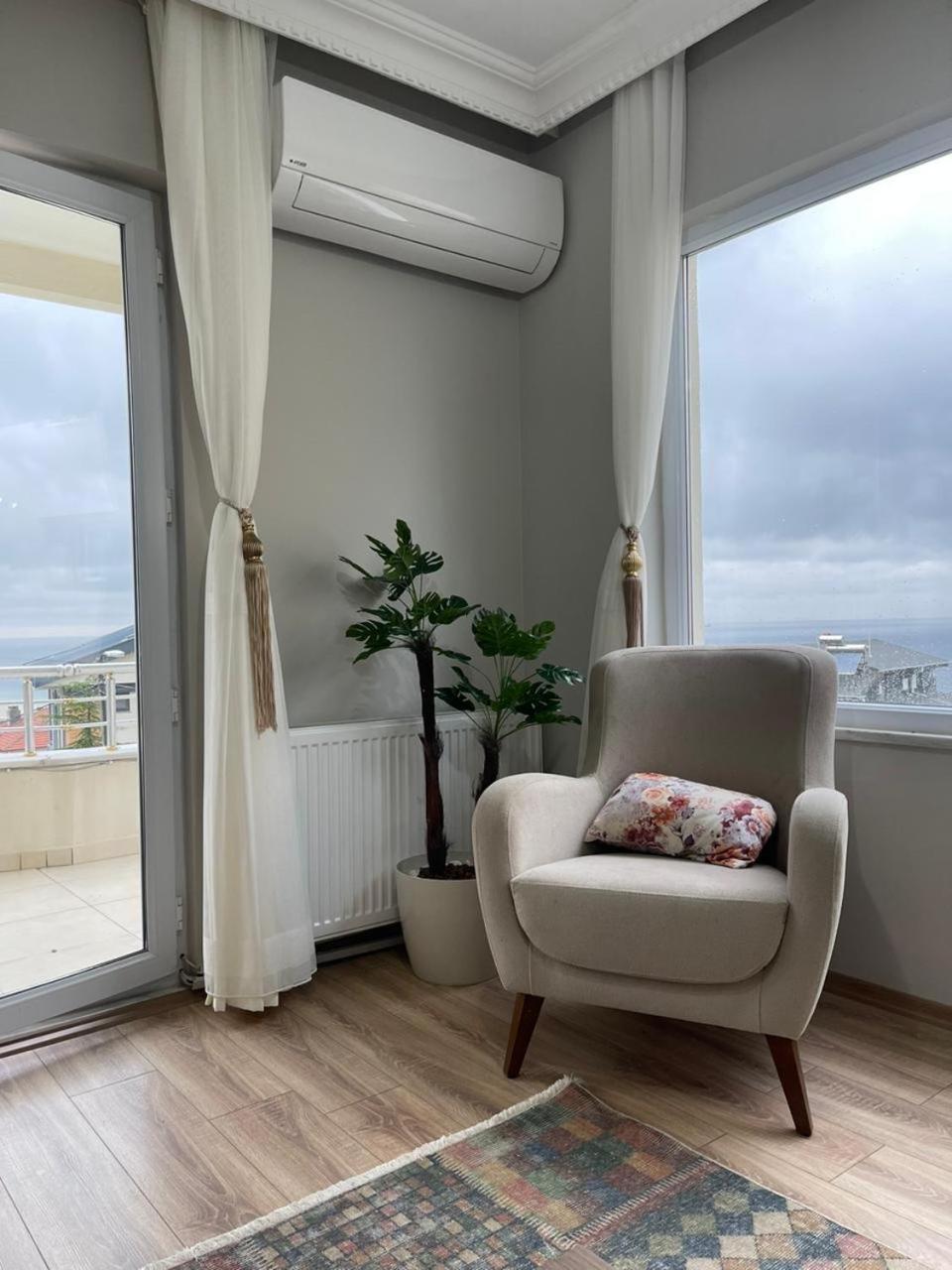 Yalova Apartments ภายนอก รูปภาพ