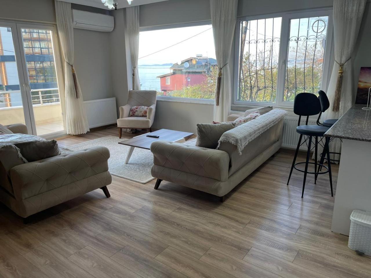 Yalova Apartments ภายนอก รูปภาพ