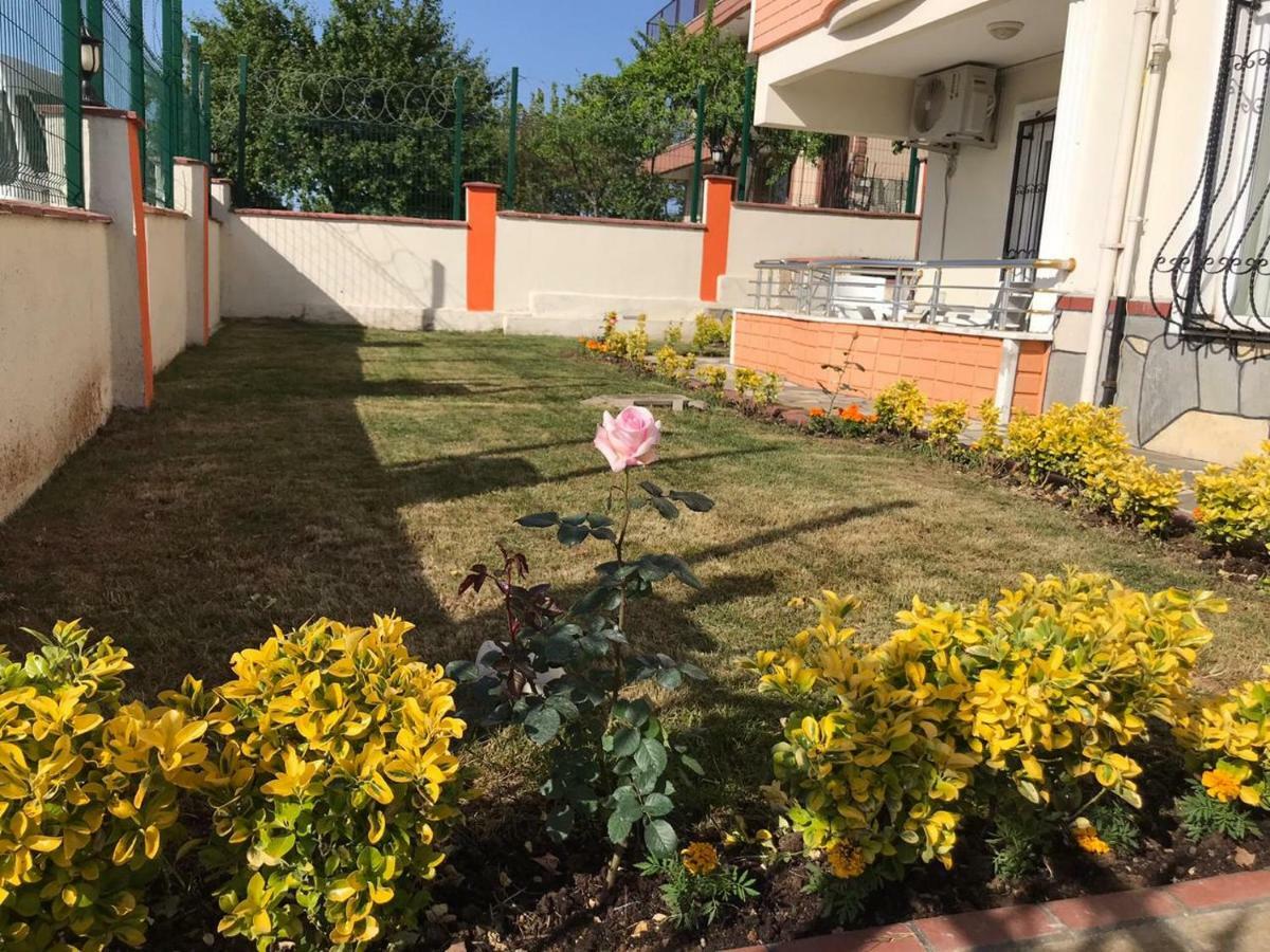 Yalova Apartments ภายนอก รูปภาพ